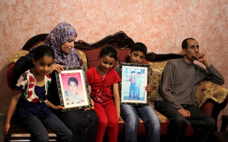 صور: عائلة "محمد الدرة" تعيش الجرح مجدداً