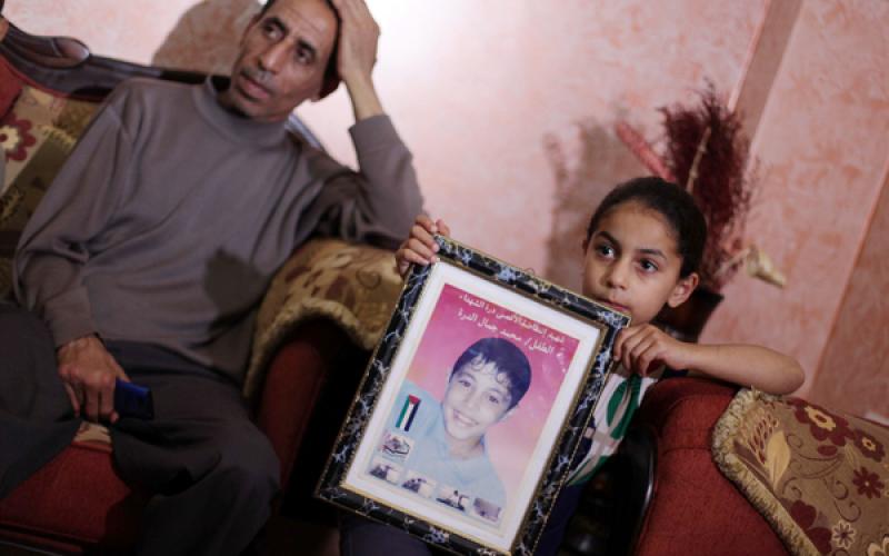 صور: عائلة "محمد الدرة" تعيش الجرح مجدداً