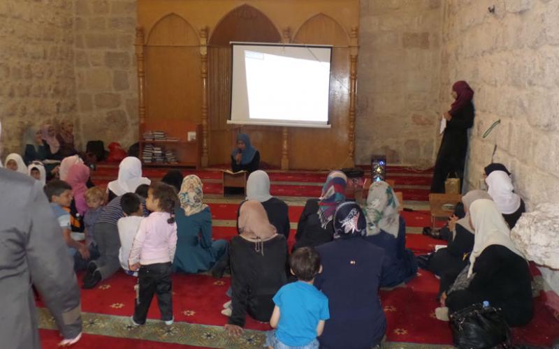 صور: تخريج حافظات القرآن بالمسجد الأقصى