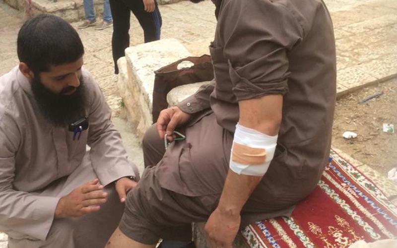 صور: إصابات واعتقالات في المسجد الأقصى