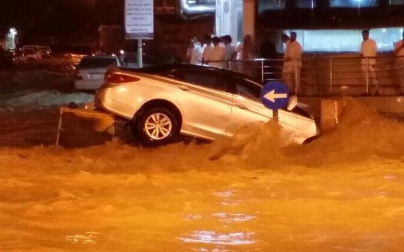 صور: سيول في مكة المكرمة