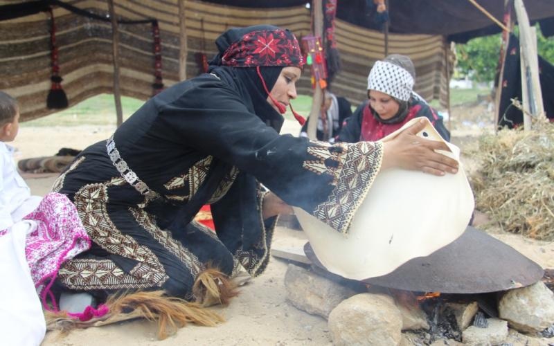 صور: "الثقافة" تنظم معرض "راجع يا دار" بغزة