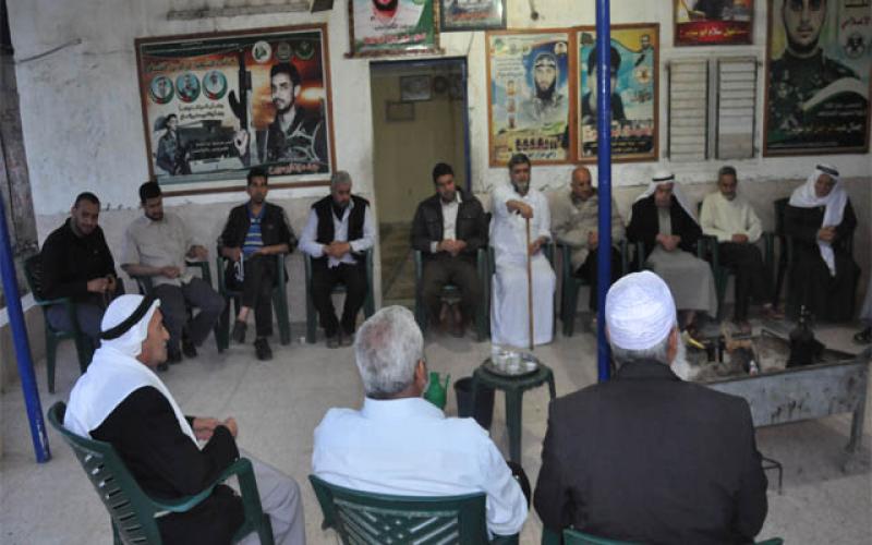 بالصور: حماس تزور عائلة أبوسويرح بالزوايدة