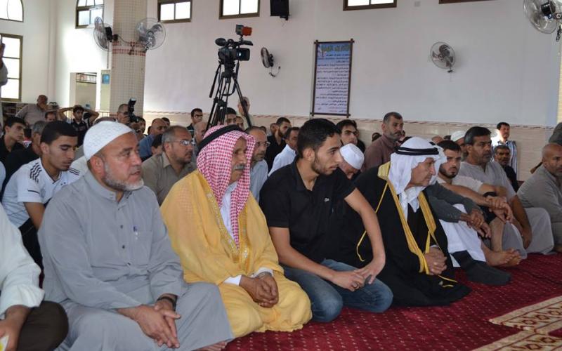 بالصور: "رضوان" يفتتح مسجداً بالوسطى
