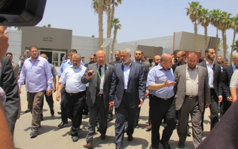 صور: "هنية" يفتتح المرحلة الثانية من معبر رفح