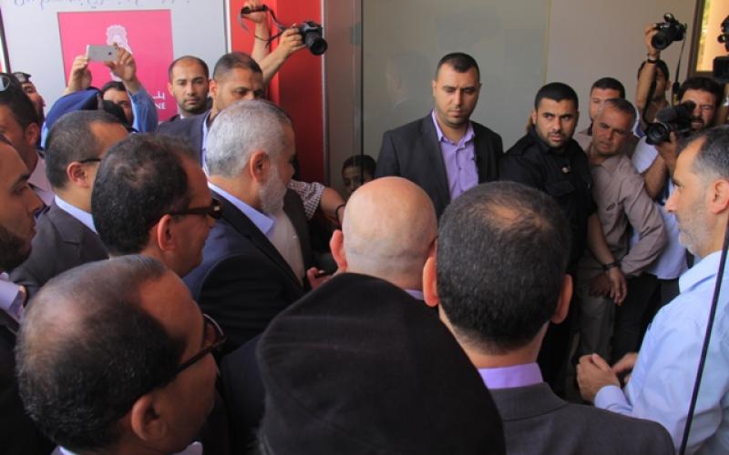 صور: "هنية" يفتتح المرحلة الثانية من معبر رفح