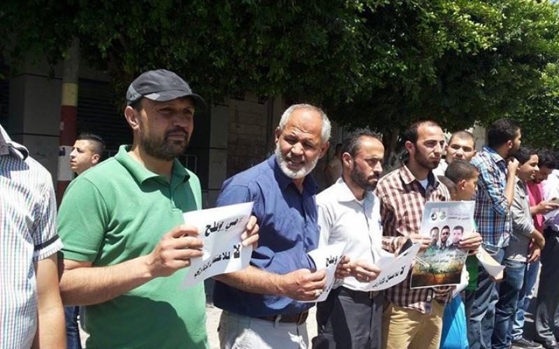صور: أطول سلسلة بشرية دعما للمضربين بنابلس