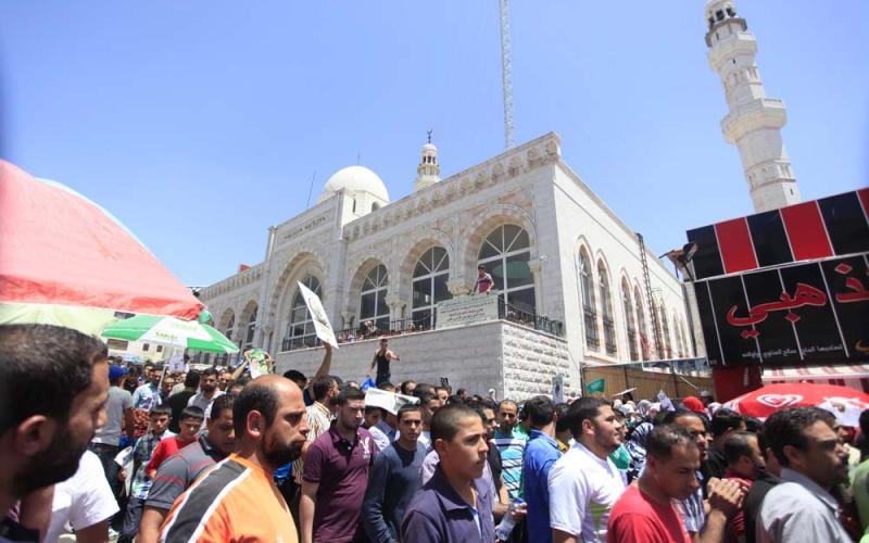 صور: مسيرة لحماس برام الله نصرة للأسرى