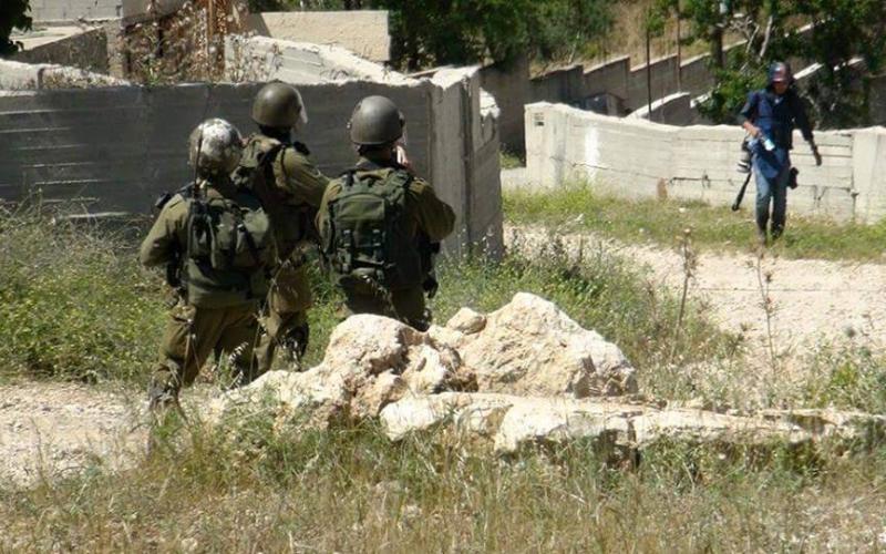 صور: الاحتلال يقمع مسيرات النبي صالح