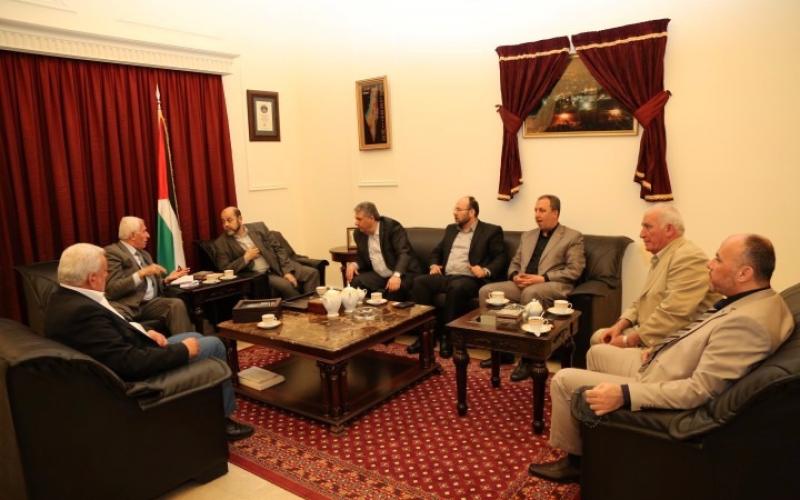 صور: لقاء وفدي "فتح" و"حماس" في بيروت