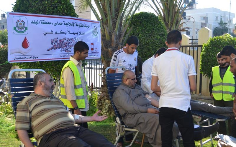 حماس بخانيونس تنظم حملة للتبرع بالدم