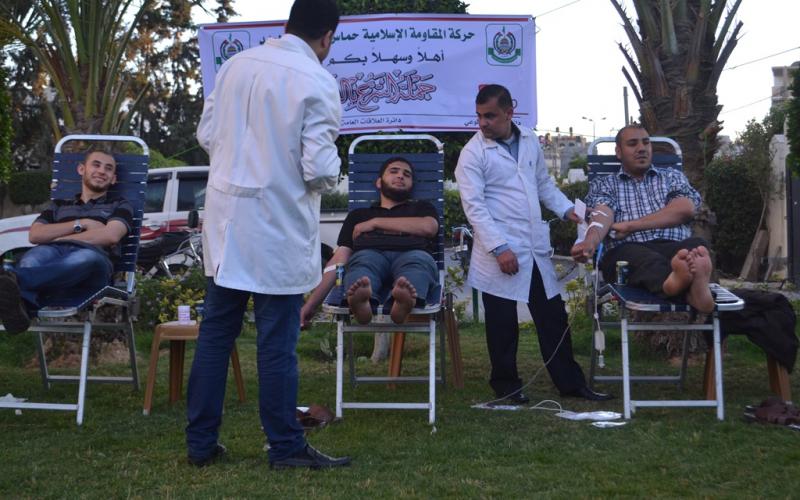 حماس بخانيونس تنظم حملة للتبرع بالدم