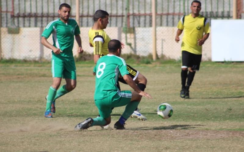 صور: القادسية يهزم الاستقلال بهدف نظيف