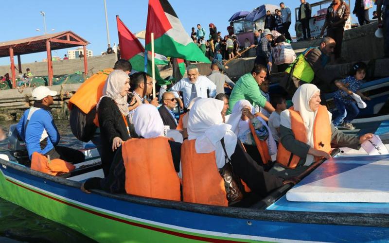 بالصور: مسنو النصيرات يجسدون حلم العودة