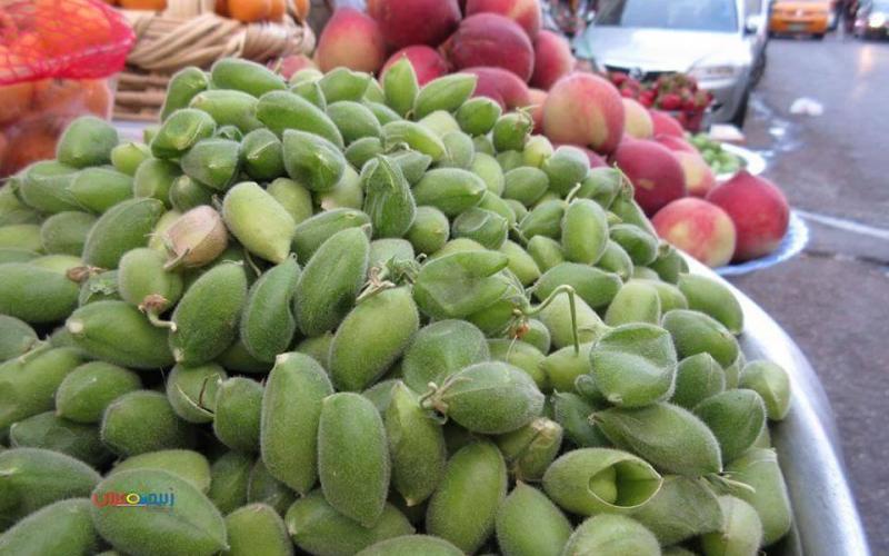 صور: بسطات فواكه متنوعة في سوق رام الله