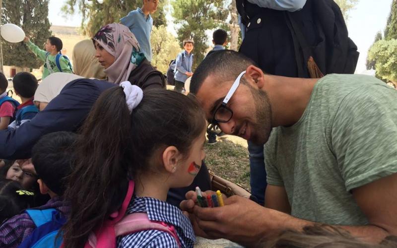 صور: أطفال مدارس بالقدس يزورون ‫‏الأقصى‬
