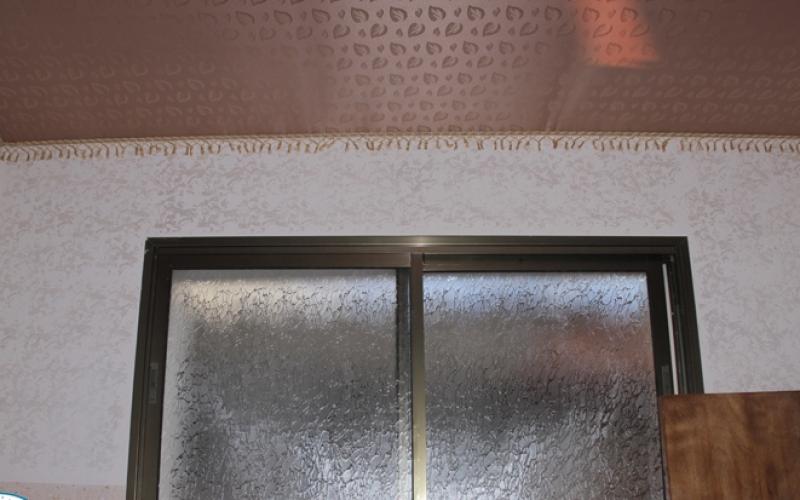 بالصور: زكاة المغازي ترمم منزلاً لأسرة فقيرة