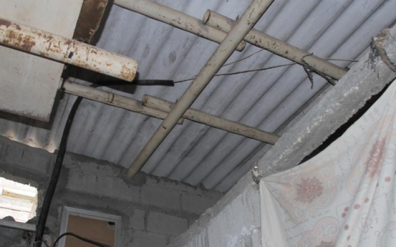 بالصور: زكاة المغازي ترمم منزلاً لأسرة فقيرة