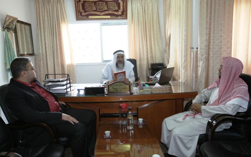 بالصور: أوقاف الوسطى تتسلم 150 مصحف