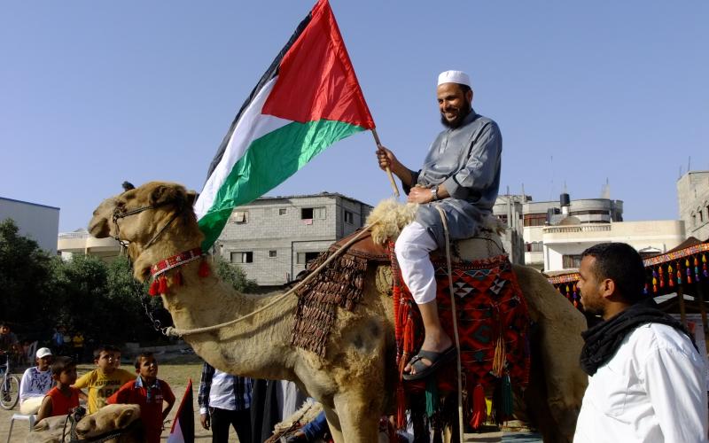 بالصور: حماس تقيم معرض النكبة بالوسطى