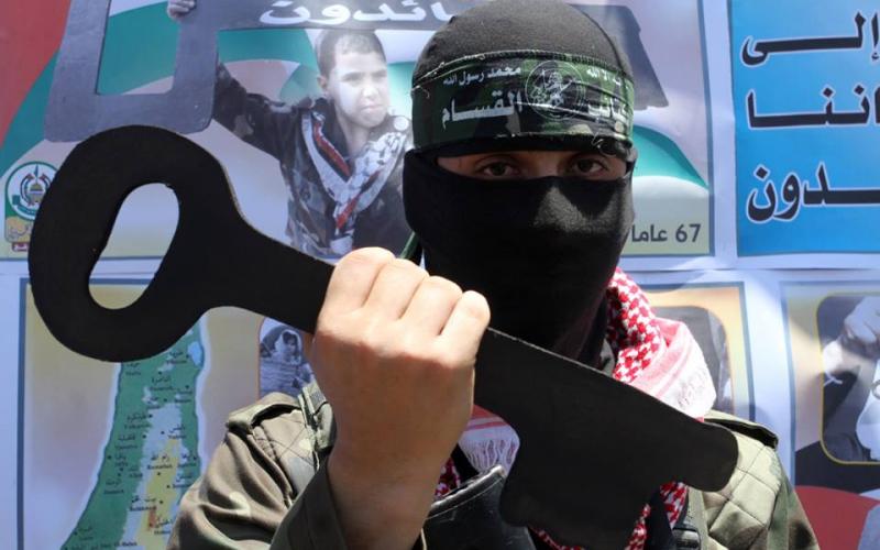 صور: القسام يشارك بالتوقيع على وثيقة العودة