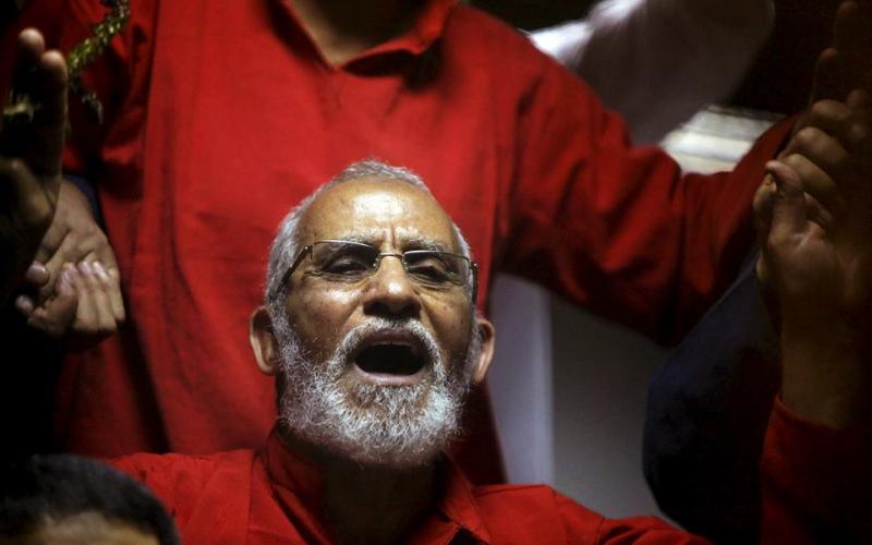 صور: محاكمة الرئيس مرسي وقيادت الإخوان
