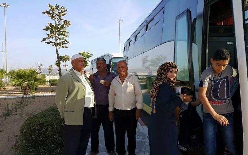 صور:أهالي الأسرى يزورون أبناءهم بـ"نفحة"