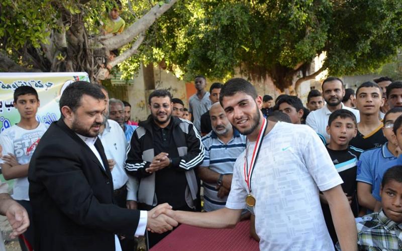 بالصور: شؤون اللاجئين بدير البلح تنظم سباق الضاحية