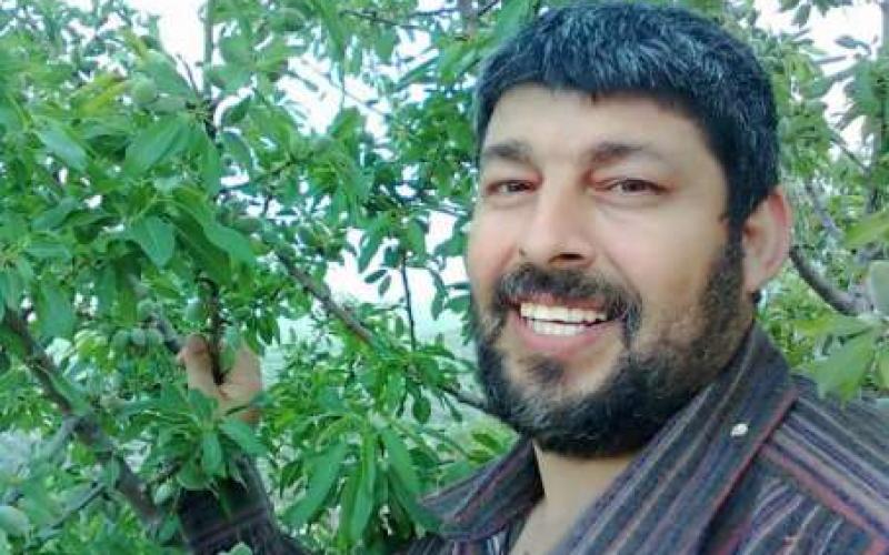 بالصور: القيادي جرار يروي تفاصيل اعتداء الوقائي عليه