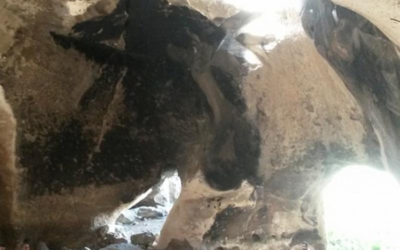 صور : كهوف أثرية في الخليل