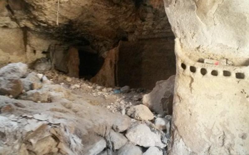 صور : كهوف أثرية في الخليل