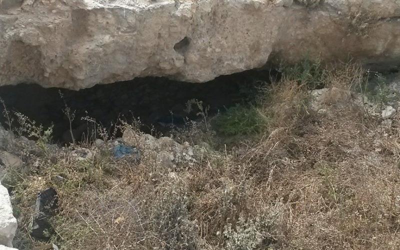 صور : كهوف أثرية في الخليل