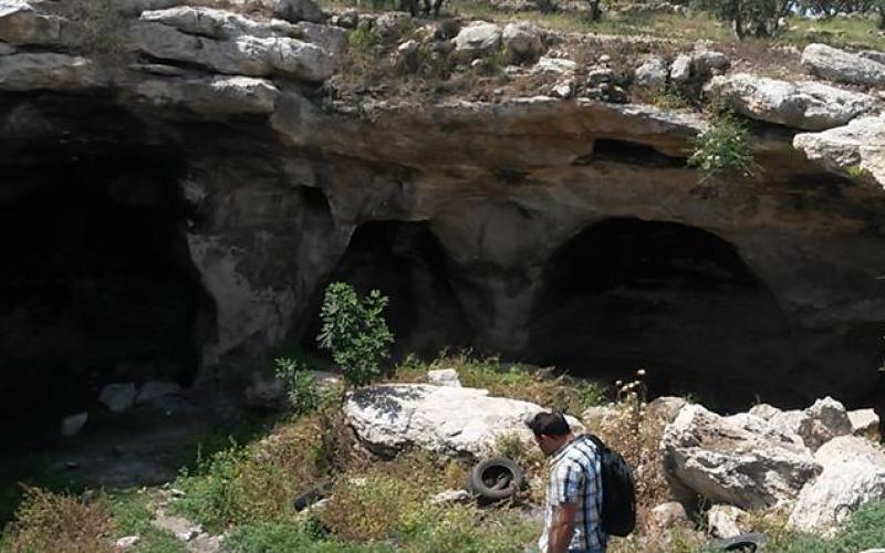 صور : كهوف أثرية في الخليل
