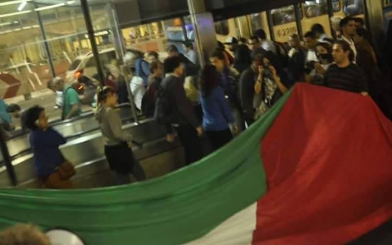 صور: برازيليون يتظاهرون للإفراج عن "حامد" من سجون السلطة