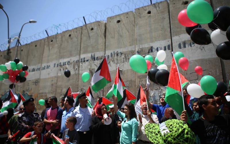 صور: فعالية مناهضة للجدار بالضفة