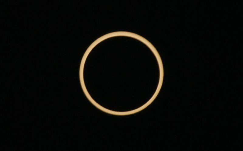 صور:عندما تظهر الشمس على غير حالها