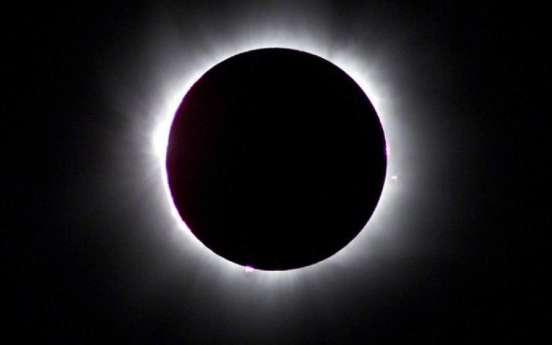 صور:عندما تظهر الشمس على غير حالها