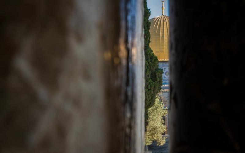 صور: يوم في المسجد الأقصى المبارك