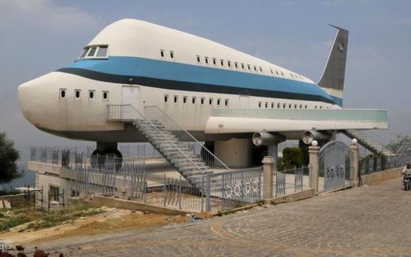 صور:مزيارة.. هندسة معمارية غريبة
