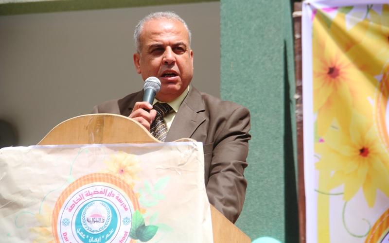 بالصور: مدارس "الفضيلة" تكرّم طلبتها المتفوقين