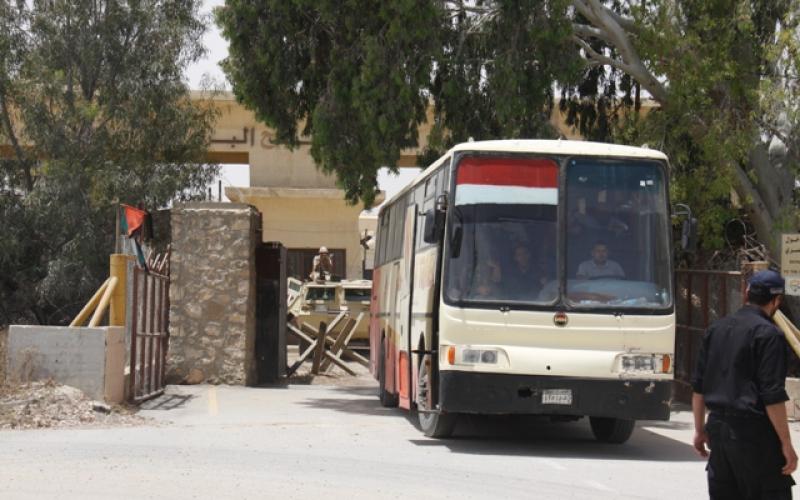 صور: وصول العالقين بمصر إلى معبررفح