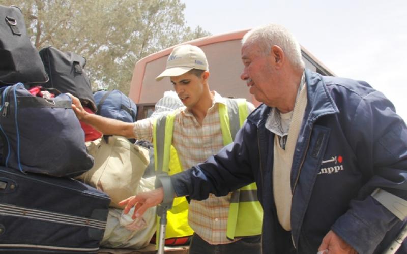 صور: وصول العالقين بمصر إلى معبررفح