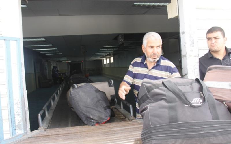 صور: وصول العالقين بمصر إلى معبررفح