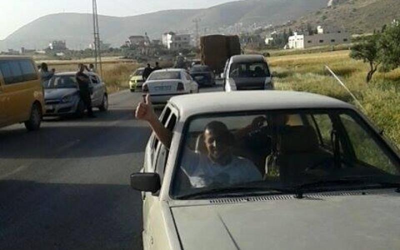 بالصور: الاحتلال يغلق حاجزين شرق نابلس