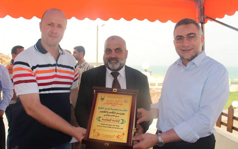 بالصور: بلدية دير البلح تفتتح النادي البحري