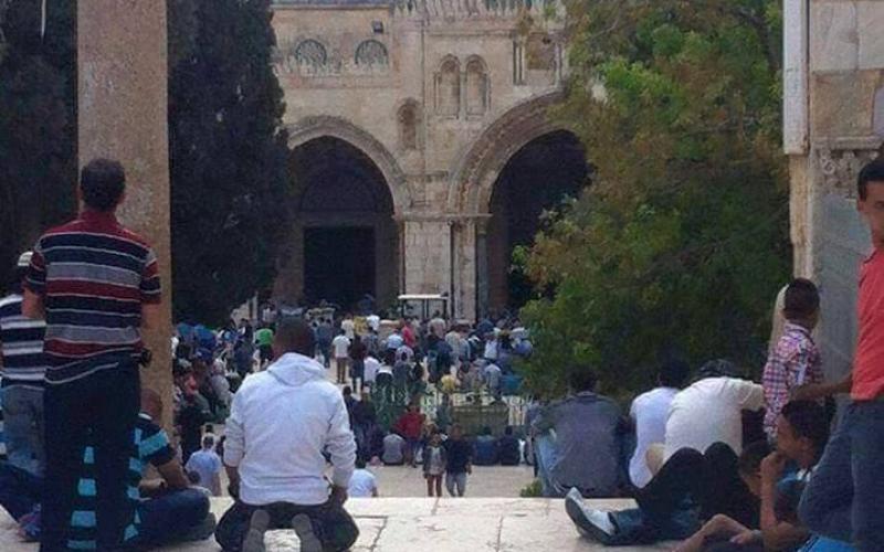 صور: صلاة الجمعة في المسجد الأقصى