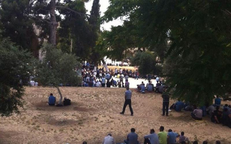 صور: صلاة الجمعة في المسجد الأقصى