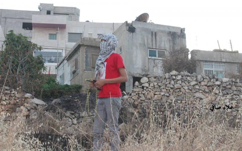 صور: مواجهات في مخيم الجلزون برام الله