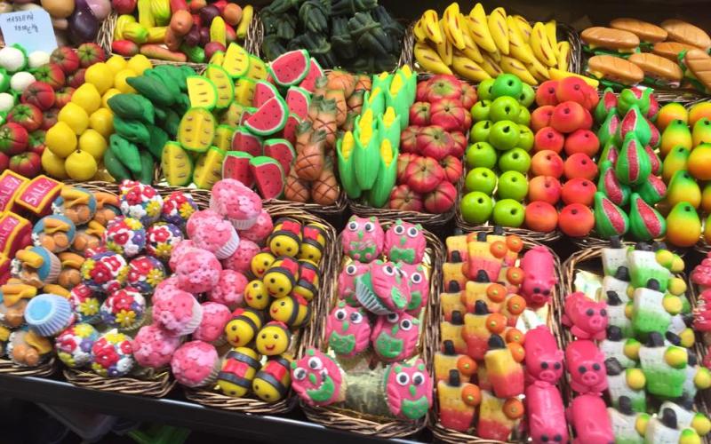 صور: سوق لابوكوريا في مدينة برشلونة