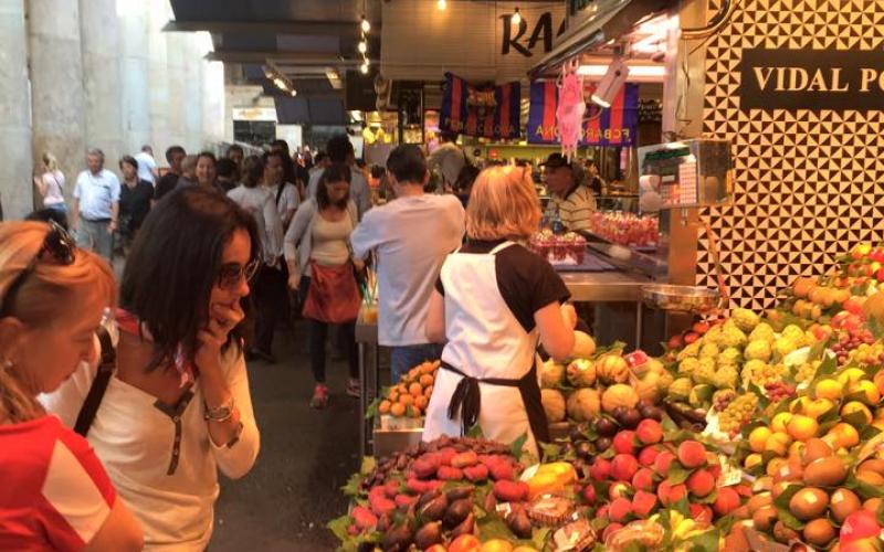 صور: سوق لابوكوريا في مدينة برشلونة